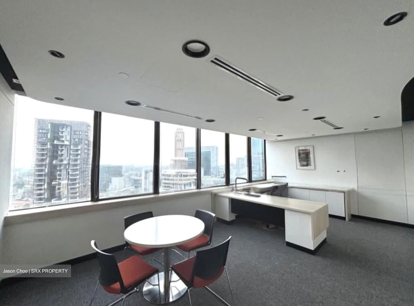 United Square (D11), Office #566883611